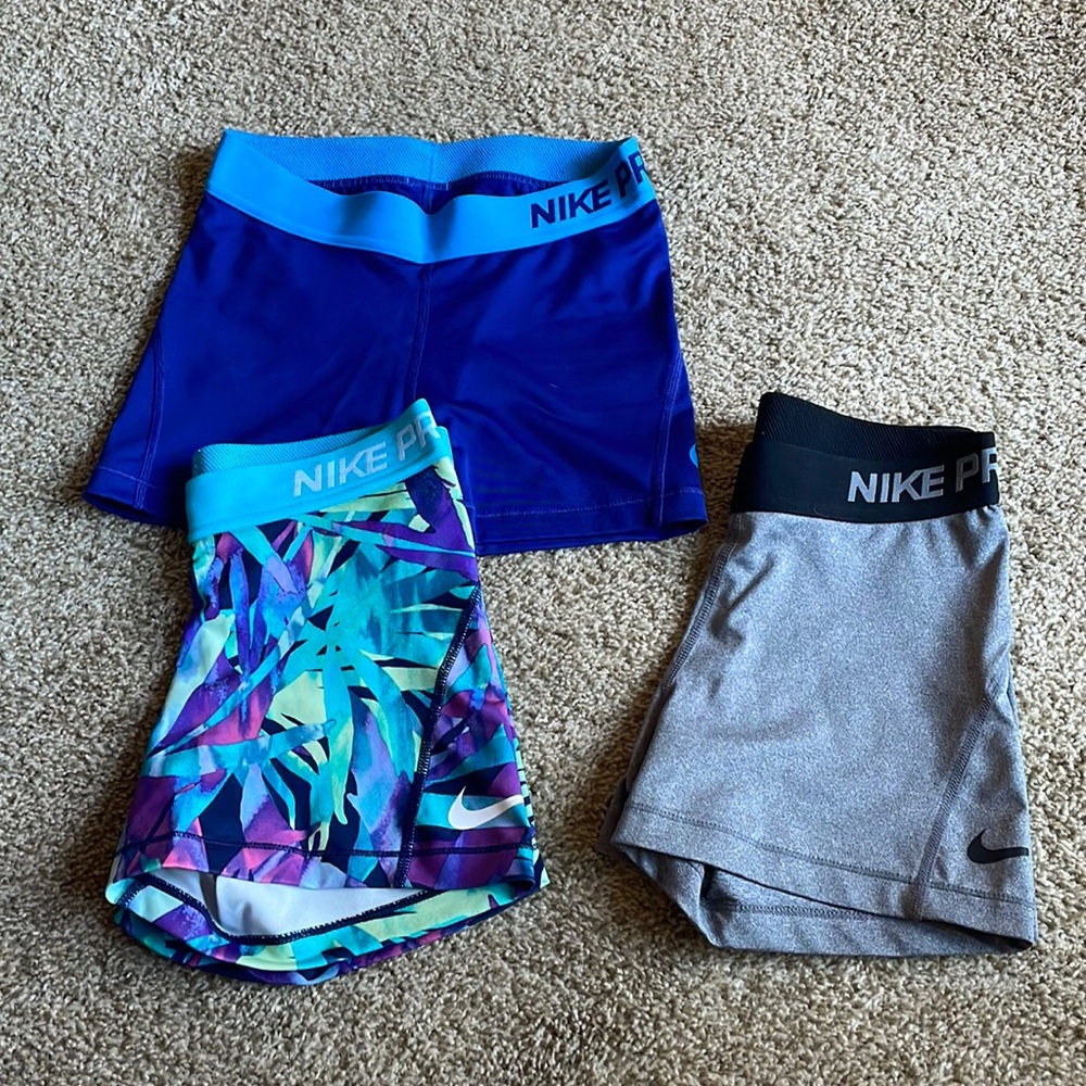 ✨BUNDLE OF 3✨ Nike 3” inseam dry-fit shorties